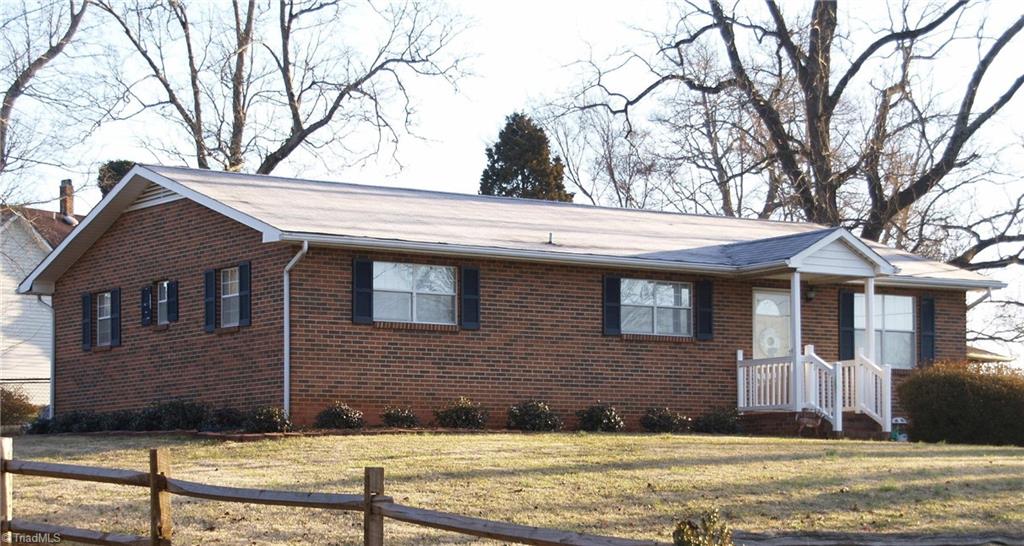 4075 Thomasville Rd, Winston Salem, NC 27107 MLS 1049090 Coldwell