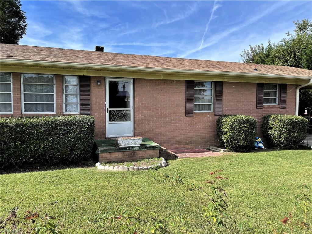 105 Lambeth Dr, Thomasville, NC 27360 MLS 1049108 Coldwell Banker