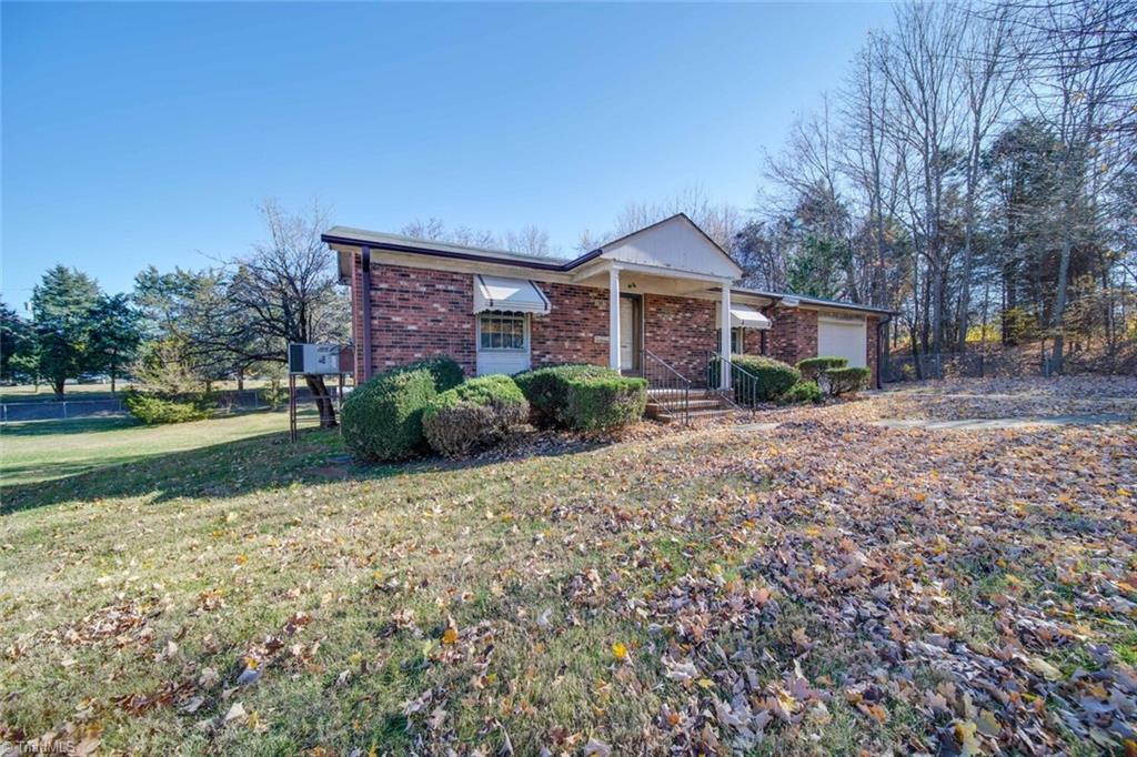 1307 Liberty Dr, Thomasville, NC 27360 MLS 1051076 Coldwell Banker