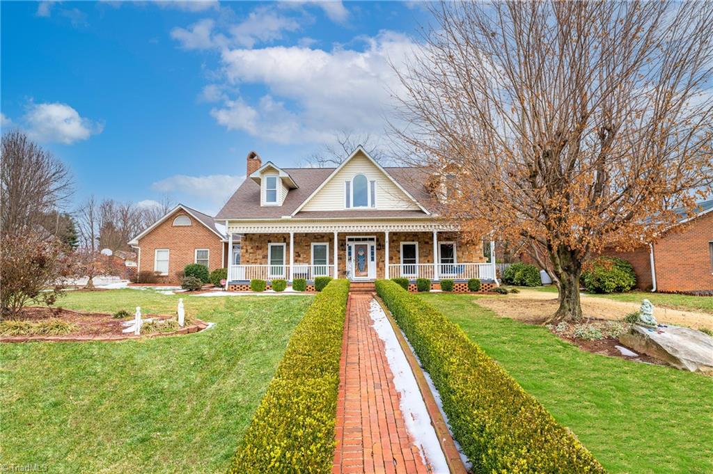 816 Wood Dale Dr, Kernersville, NC 27284 MLS 1055992 Coldwell Banker