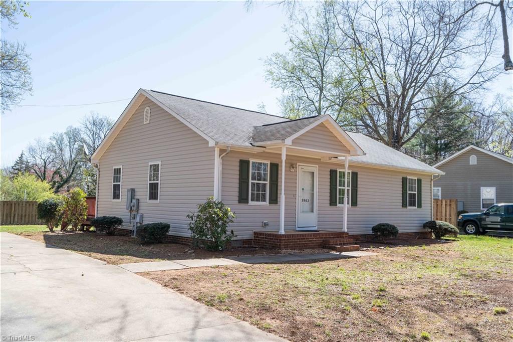 3802 Baylor St, Greensboro, NC 27405 - MLS 1063743 - Coldwell Banker