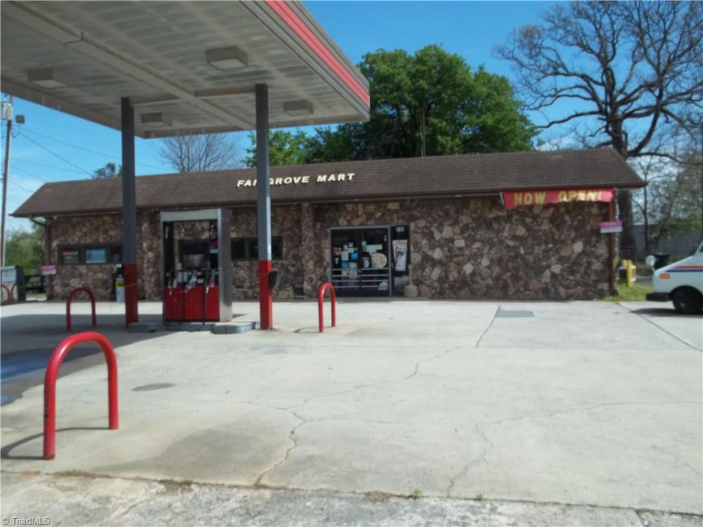 215 Cedar Lodge Rd, Thomasville, NC 27360 MLS 1064956 Coldwell Banker