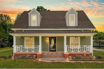 123 S Coble Street - Photo 1