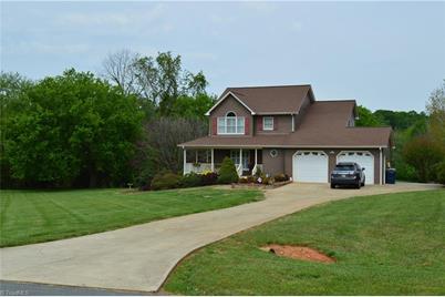 5920 Rolling Meadows Road - Photo 1