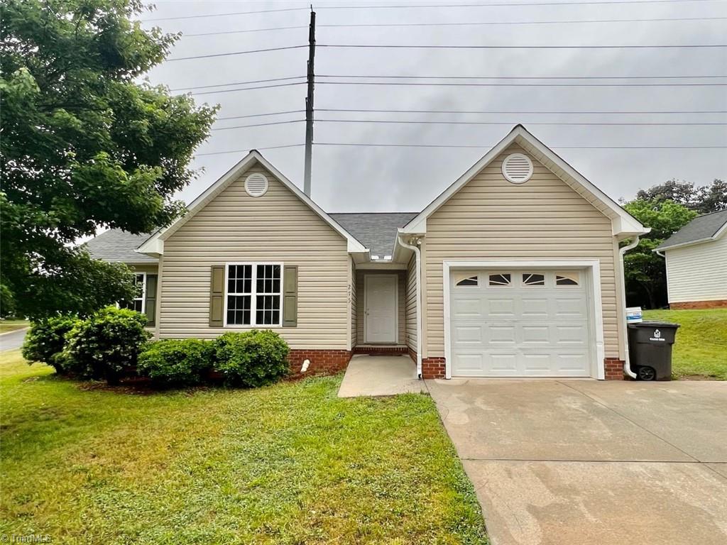 275 Cedar Ridge Cir, Winston Salem, NC 27127 MLS 1070859 Coldwell