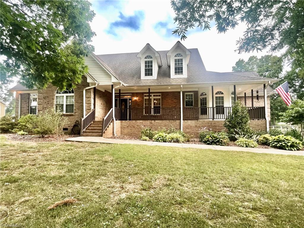 325 Calinda Dr, Thomasville, NC 27360 MLS 1075869 Coldwell Banker