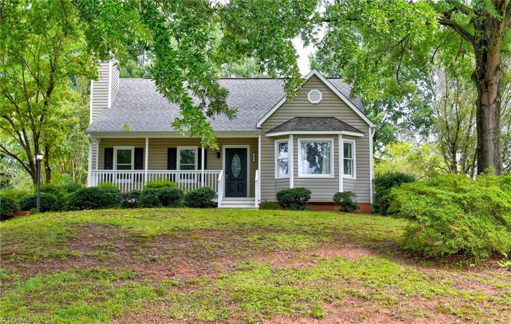 1017 Kingstree Ridge Dr, Winston Salem, NC 27127 MLS 1083419