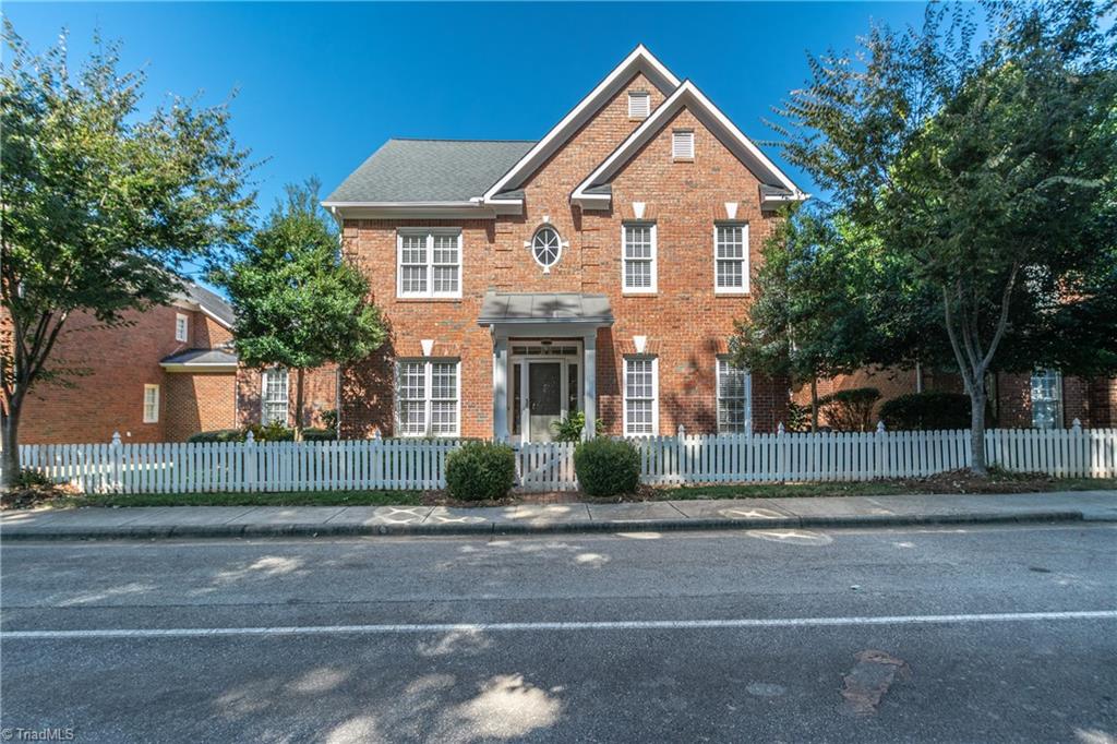 21 Thimbleberry Square, Greensboro, NC 27455 MLS 1086085 Coldwell