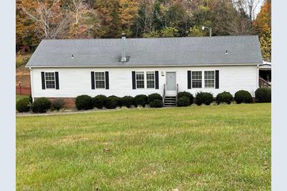 3540 Center Road, Boonville, NC 27011 - Photo 1