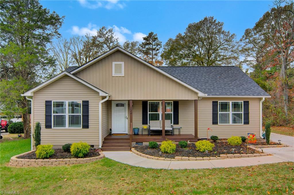 124 Pilot Dr, Thomasville, NC 27360 MLS 1089761 Coldwell Banker