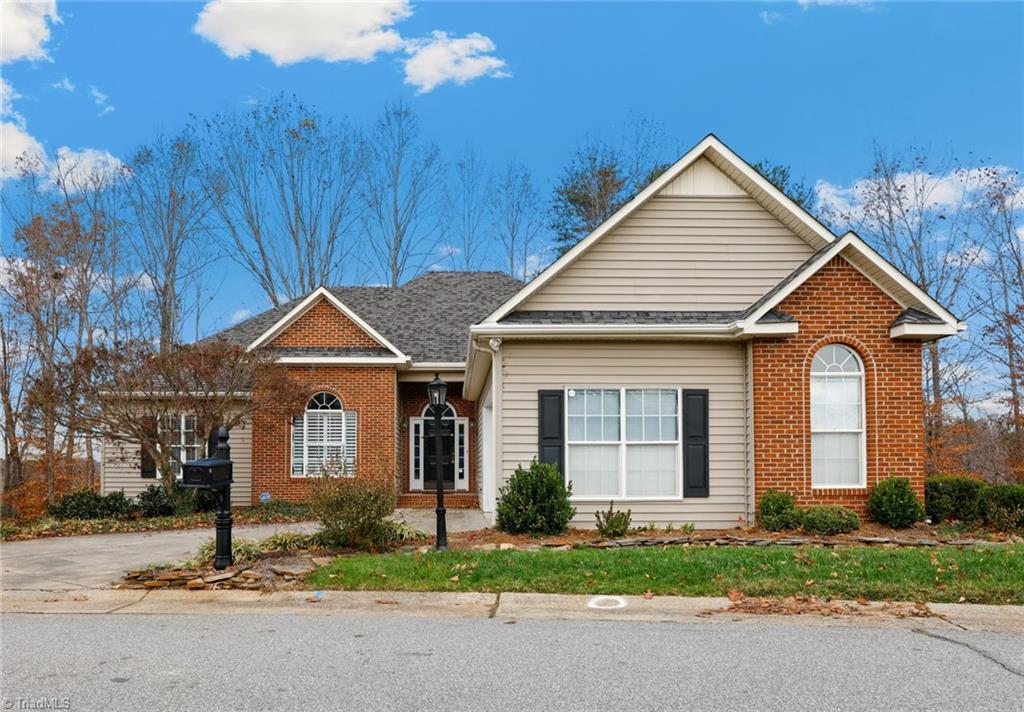 5328 Old Plantation Cir, Winston Salem, NC 27104 MLS 1090282