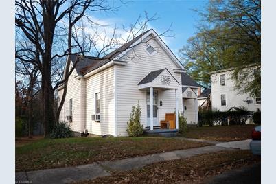 407 N Cedar Street, Greensboro, NC 27401 - Photo 1