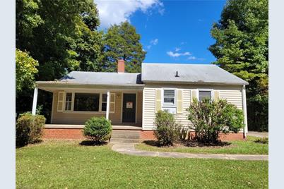 3420 Battleground Avenue, Greensboro, NC 27410 - Photo 1