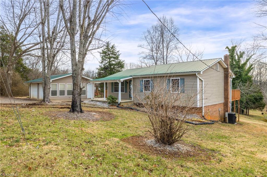 106 Smith Dr, Pilot Mountain, NC 27041 MLS 1094410 Coldwell Banker