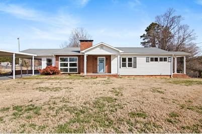 1305 Old US Highway 52 S, Pilot Mountain, NC 27041 - Photo 1