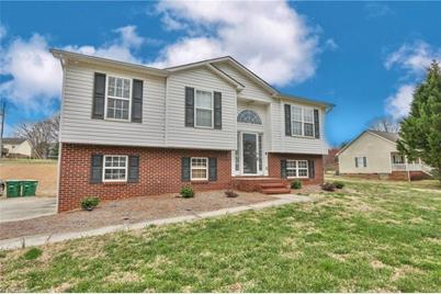 106 Wren Avenue, Boonville, NC 27011 - Photo 1