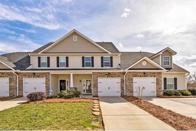 121 Penry Lane, Clemmons, NC 27012 - Photo 1