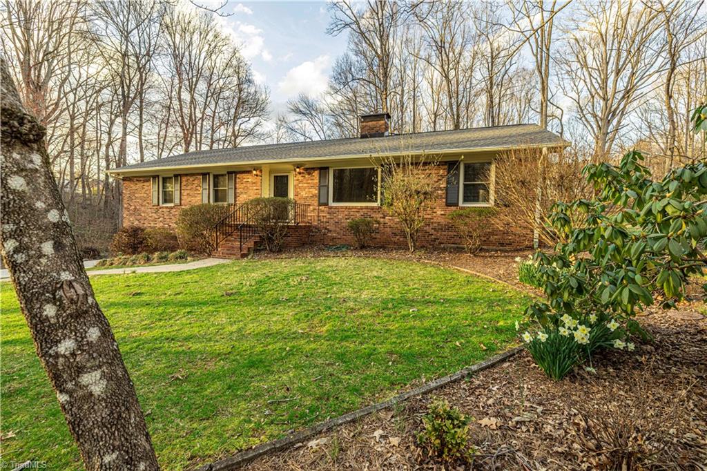 1025 Vienna Forest Dr, Pfafftown, NC 27040 MLS 1097726 Coldwell Banker