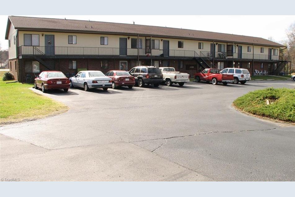 1002 Salisbury St, Kernersville, NC 27284 MLS 1100412 Coldwell Banker