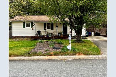 1425 Durham Meadows Drive, Burlington, NC 27217 - Photo 1