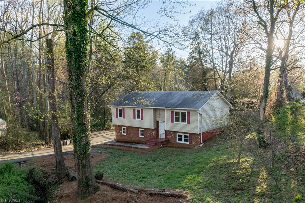 1712 Village Pl, Winston Salem, NC 27127 MLS 1101079 Coldwell Banker