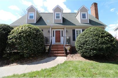 1520 Chimney Rock Drive, Kernersville, NC 27284 - Photo 1