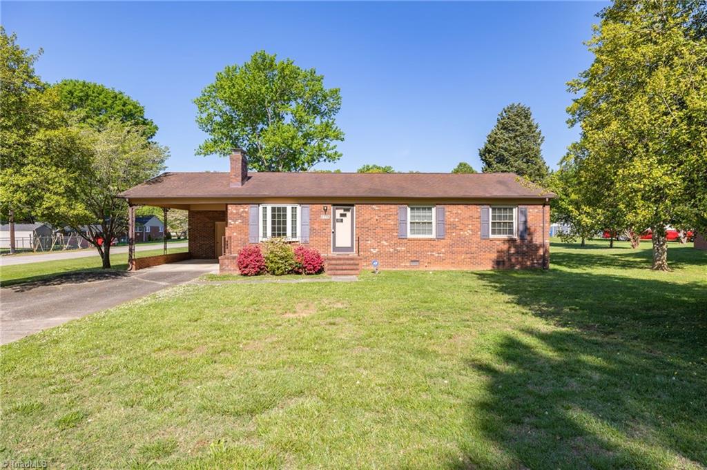 300 9th Ave, Mayodan, NC 27027 MLS 1103129 Coldwell Banker