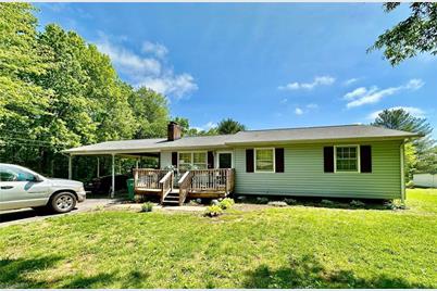 140 N Arlington Avenue, Jonesville, NC 28642 - Photo 1