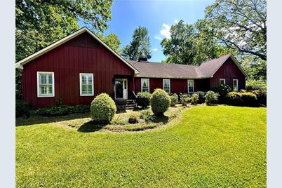 226 Fairfield Road, Reidsville, NC 27320 - Photo 1