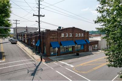 102 E Market Street, Elkin, NC 28621 - Photo 1