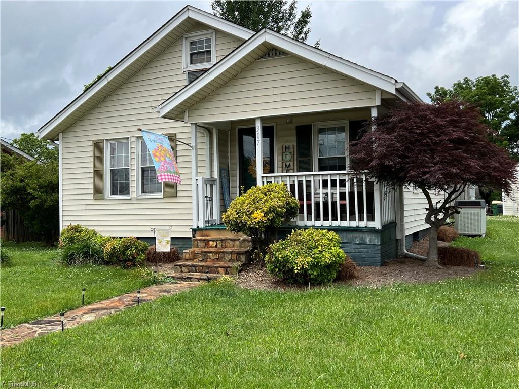 307 S Key St, Pilot Mountain, NC 27041 MLS 1109918 Coldwell Banker