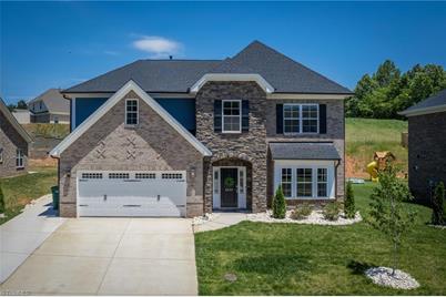 6229 Kershaw Meadows Road, Pfafftown, NC 27040 - Photo 1