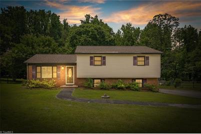 170 Cliffwood Drive, Kernersville, NC 27284 - Photo 1