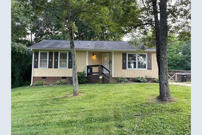 2596 Mount Salem Road, Pfafftown, NC 27040 - Photo 1