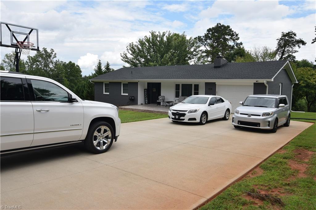 132 Knob Hill Ln, Pilot Mountain, NC 27041 MLS 1114589 Coldwell Banker