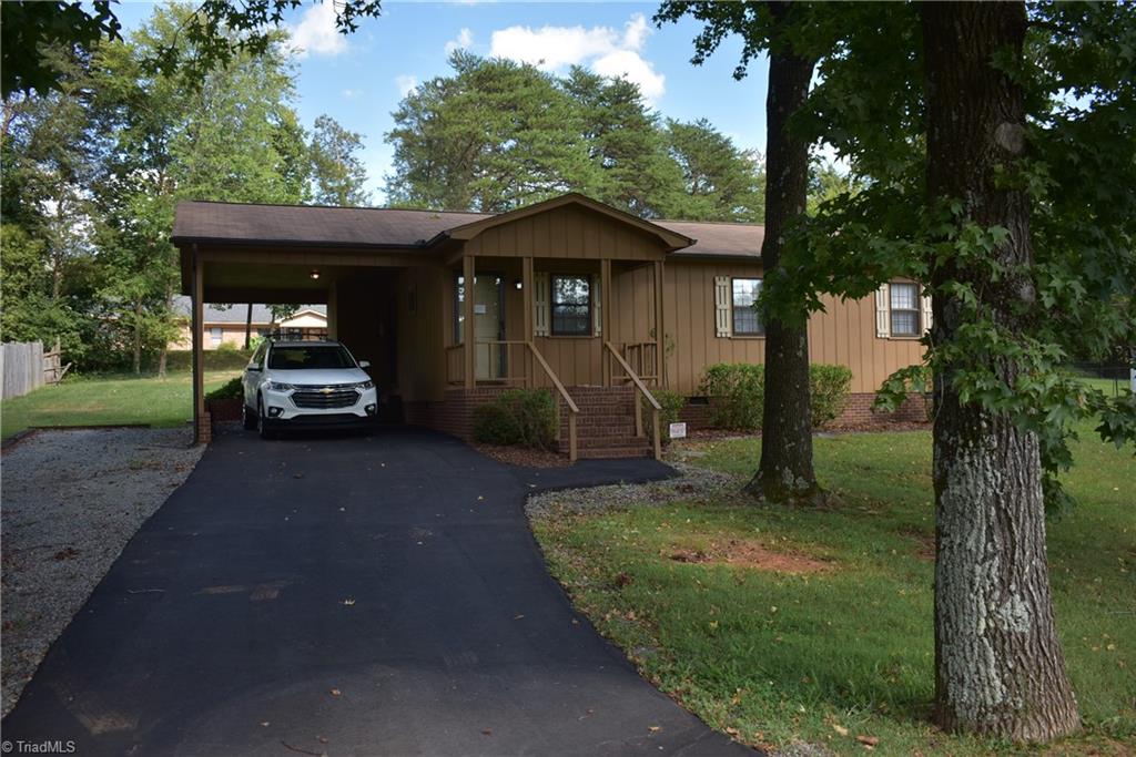 1203 Liberty Dr, Thomasville, NC 27360 MLS 1115344 Coldwell Banker