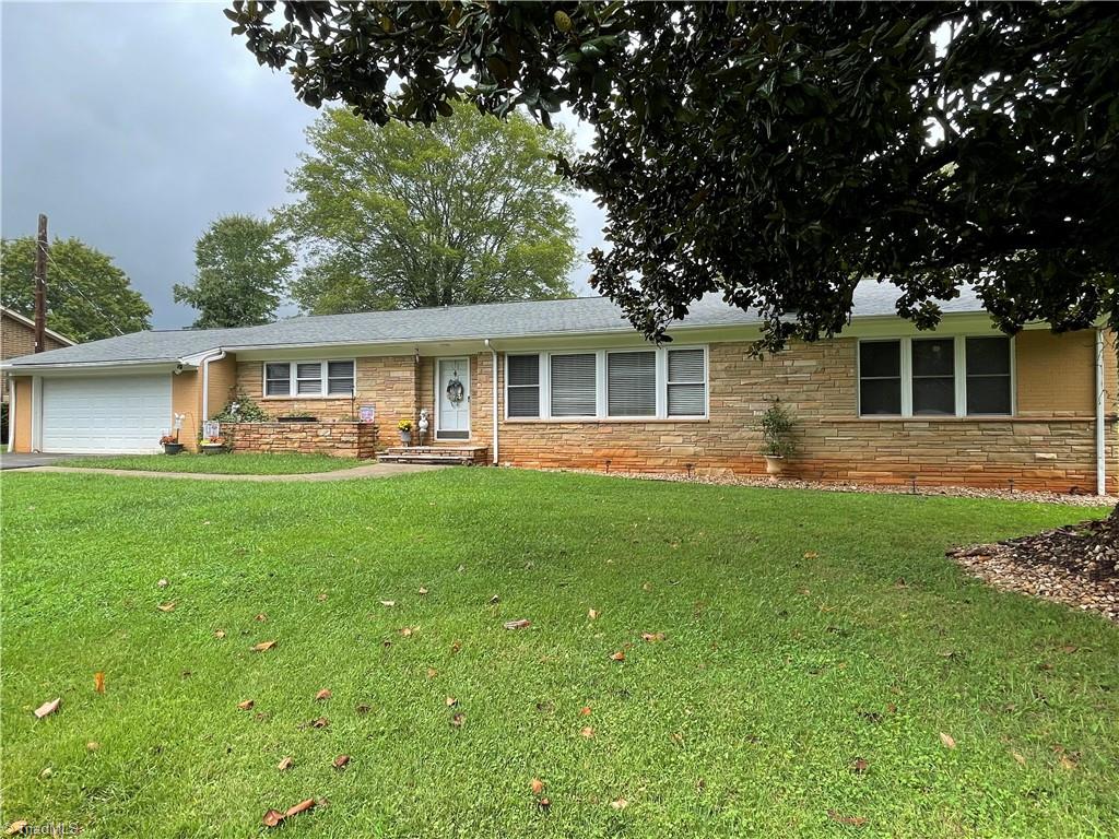 504 Ridgeway Dr, Mount Airy, NC 27030 MLS 1117225 Coldwell Banker