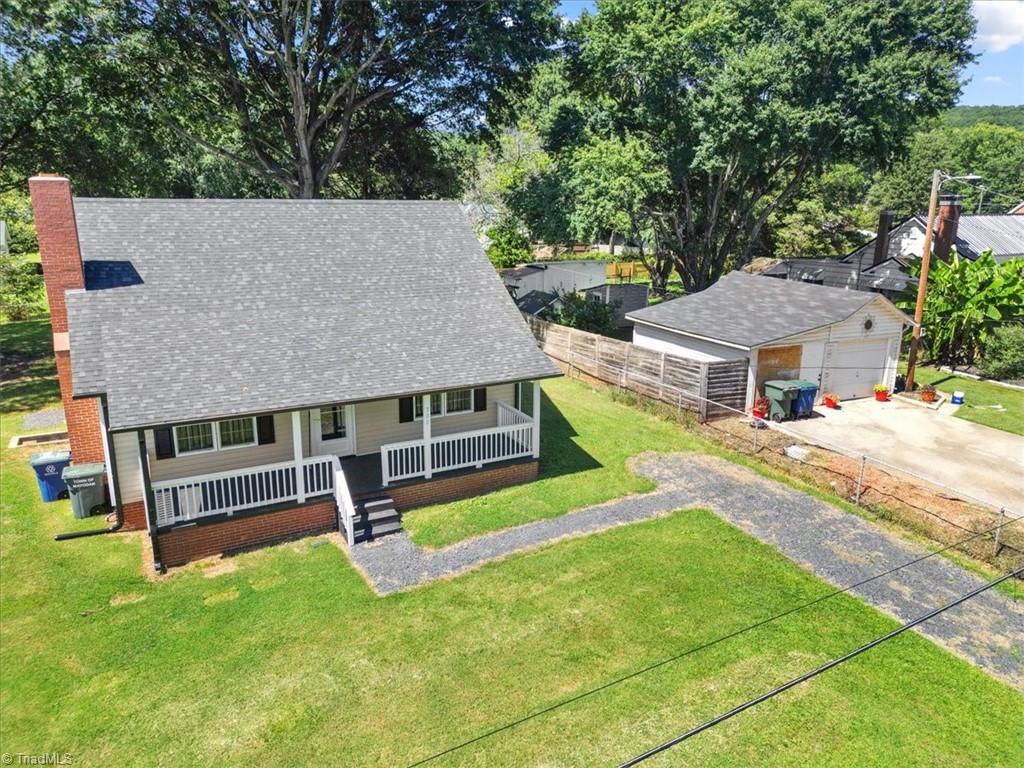 300 8th Ave, Mayodan, NC 27027 MLS 1118294 Coldwell Banker