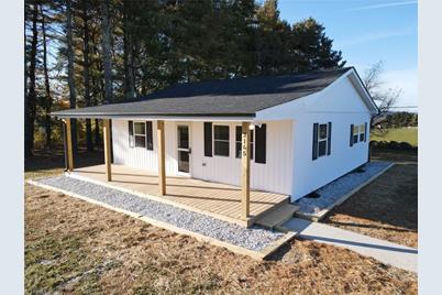 2165 Kenmore Road, Hillsville, VA 24343 - Photo 1