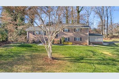 3494 Stimpson Drive, Pfafftown, NC 27040 - Photo 1