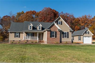 6552 Welborn Ridge Court, Thomasville, NC 27360 - Photo 1