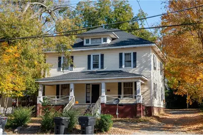 512 Maple Avenue, Burlington, NC 27215 - Photo 1