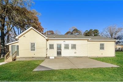 320 W Steele Street, Gibsonville, NC 27249 - Photo 1