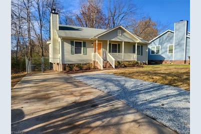 2804 Bears Creek Road - Photo 1