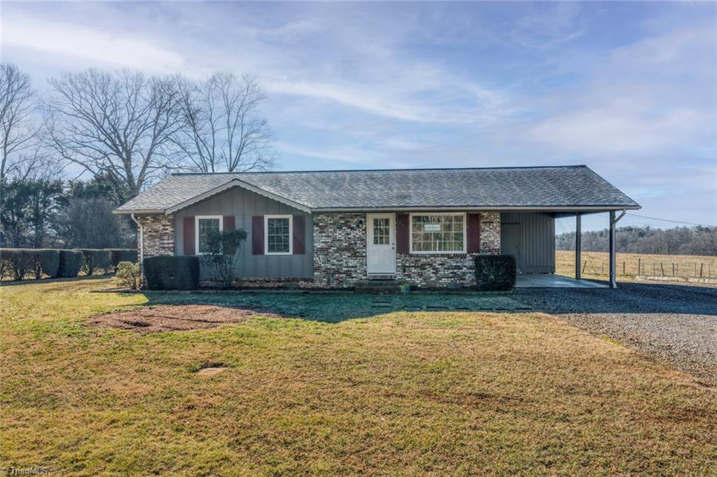 961 Windy Ridge Rd, North Wilkesboro, NC 28659 - MLS 1131747 - Coldwell ...