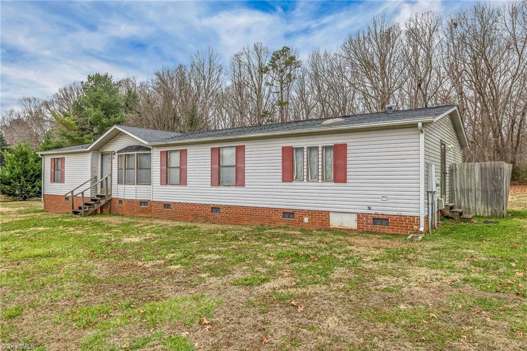 6450 Mason Cir, Randleman, NC 27317 MLS 1133382 Coldwell Banker