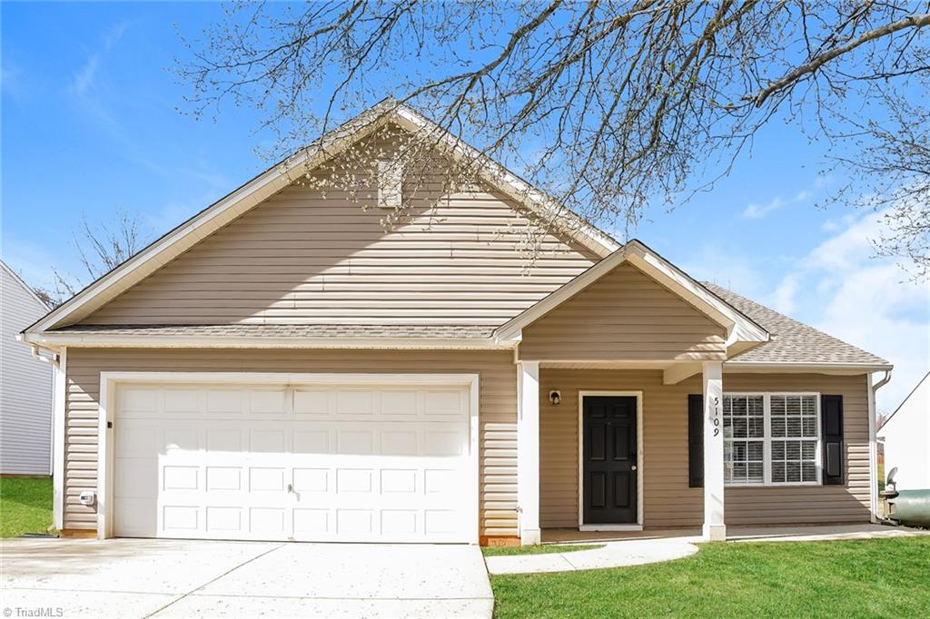 5109 Weeping Cherry Dr, Browns Summit, NC 27214 MLS 1136728