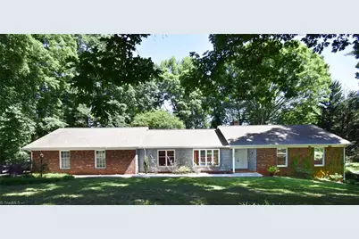 265 E Magnolia Road, North Wilkesboro, NC 28659 - Photo 1