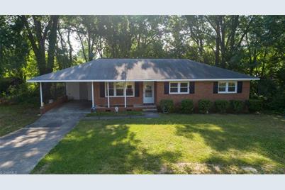 521 Lee Street, Burlington, NC 27217 - Photo 1