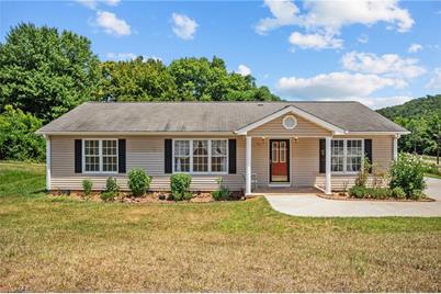 110 E Main Street, Mayodan, NC 27027 - Photo 1